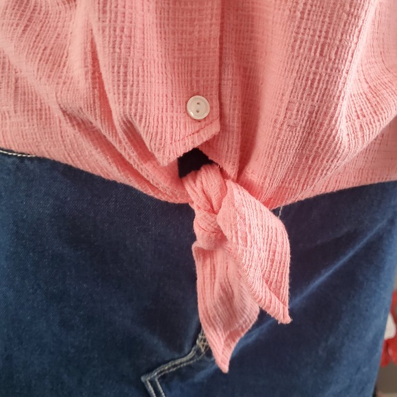 J. Crew Factory Size S Textured Tie Front Button Up Shirt Blouse Stretch Pink - Picture 3 of 10